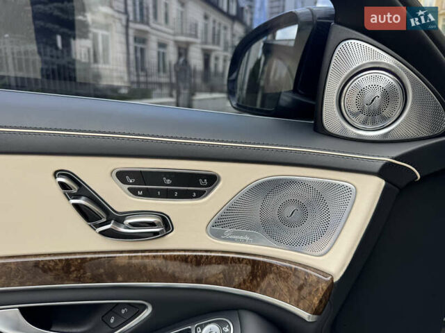 Черный Мерседес С Класс, объемом двигателя 5.98 л и пробегом 120 тыс. км за 105000 $, фото 10 на Automoto.ua