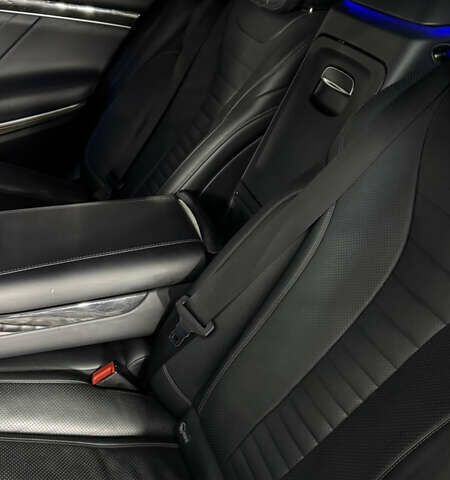 Черный Мерседес С Класс, объемом двигателя 4.66 л и пробегом 130 тыс. км за 30000 $, фото 44 на Automoto.ua