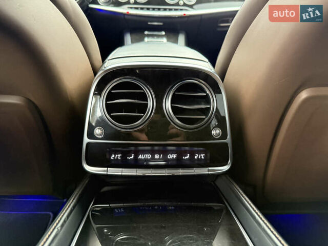 Чорний Мерседес С Клас, об'ємом двигуна 5.46 л та пробігом 120 тис. км за 39900 $, фото 94 на Automoto.ua