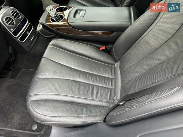 Чорний Мерседес С Клас, об'ємом двигуна 4.7 л та пробігом 113 тис. км за 35000 $, фото 13 на Automoto.ua