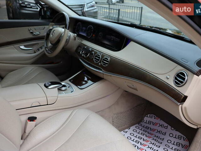 Черный Мерседес С Класс, объемом двигателя 4.7 л и пробегом 164 тыс. км за 35900 $, фото 51 на Automoto.ua