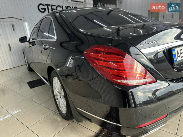 Мерседес С Класс 2014 в Днепре (Днепропетровске) на Automoto.ua Черный Мерседес С Класс, объемом двигателя 4.66 л и пробегом 299 тыс. км за 28500 $, фото 13 на Automoto.ua