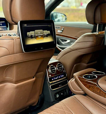 Черный Мерседес С Класс, объемом двигателя 4.7 л и пробегом 188 тыс. км за 27900 $, фото 19 на Automoto.ua