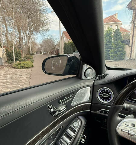 Чорний Мерседес С Клас, об'ємом двигуна 4.7 л та пробігом 122 тис. км за 33100 $, фото 7 на Automoto.ua