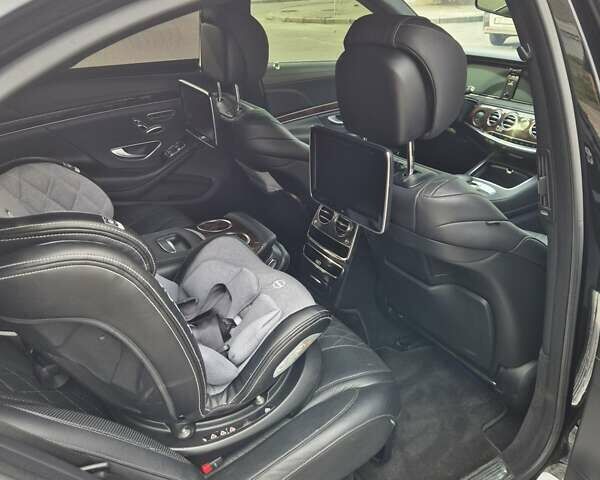 Черный Мерседес С Класс, объемом двигателя 4.66 л и пробегом 162 тыс. км за 33000 $, фото 13 на Automoto.ua