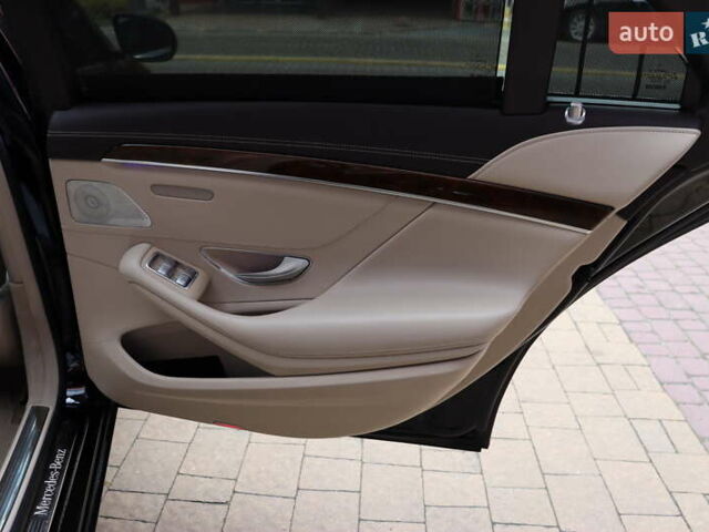 Черный Мерседес С Класс, объемом двигателя 4.7 л и пробегом 164 тыс. км за 35900 $, фото 48 на Automoto.ua