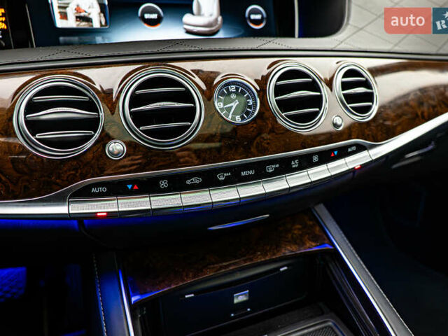 Чорний Мерседес С Клас, об'ємом двигуна 4.7 л та пробігом 158 тис. км за 34806 $, фото 19 на Automoto.ua