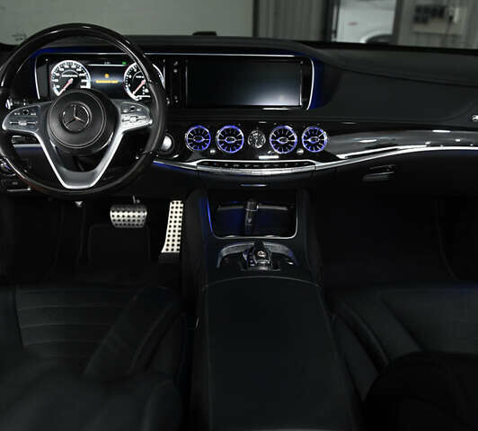 Черный Мерседес С Класс, объемом двигателя 4.66 л и пробегом 130 тыс. км за 30000 $, фото 11 на Automoto.ua