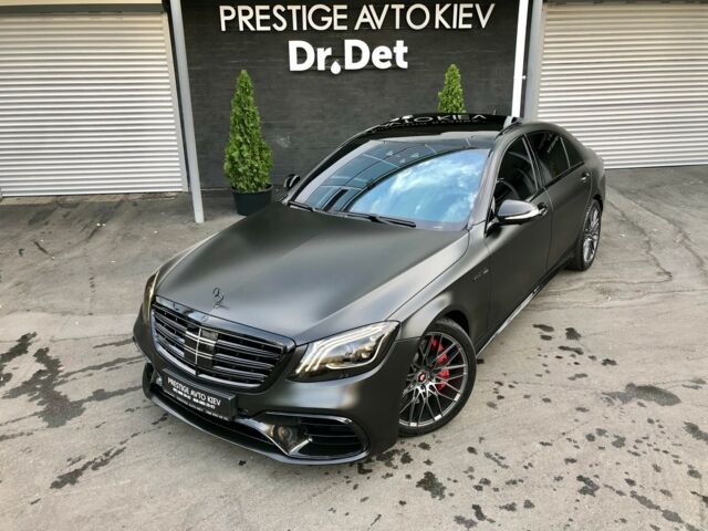 Черный Мерседес С Класс, объемом двигателя 5.5 л и пробегом 130 тыс. км за 70900 $, фото 5 на Automoto.ua