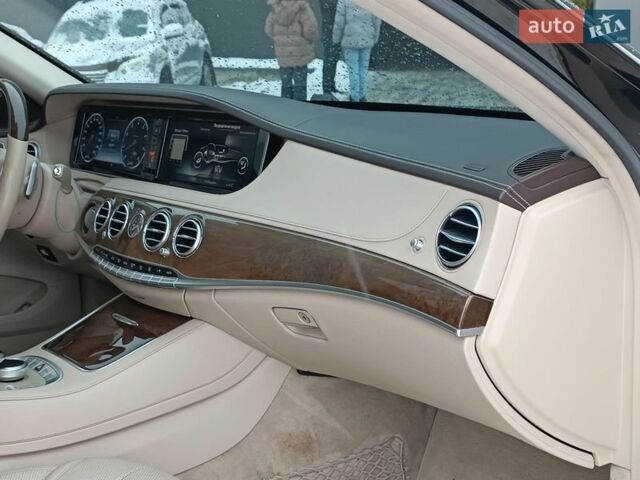 Черный Мерседес С Класс, объемом двигателя 4.7 л и пробегом 166 тыс. км за 32000 $, фото 59 на Automoto.ua