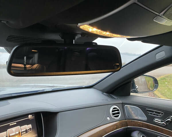 Чорний Мерседес С Клас, об'ємом двигуна 4.7 л та пробігом 230 тис. км за 26000 $, фото 17 на Automoto.ua