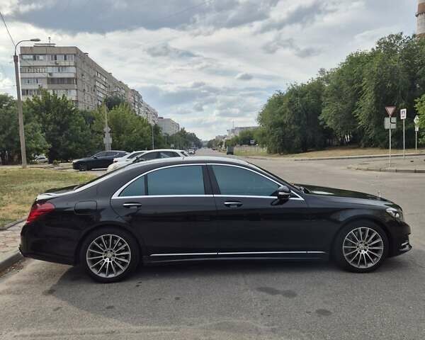 Черный Мерседес С Класс, объемом двигателя 4.66 л и пробегом 162 тыс. км за 33000 $, фото 1 на Automoto.ua