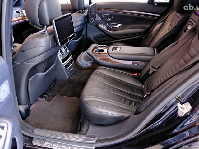 Черный Мерседес С Класс, объемом двигателя 3 л и пробегом 160 тыс. км за 36900 $, фото 7 на Automoto.ua