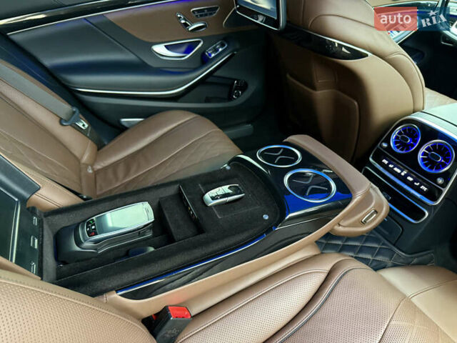 Чорний Мерседес С Клас, об'ємом двигуна 2.99 л та пробігом 97 тис. км за 50000 $, фото 28 на Automoto.ua