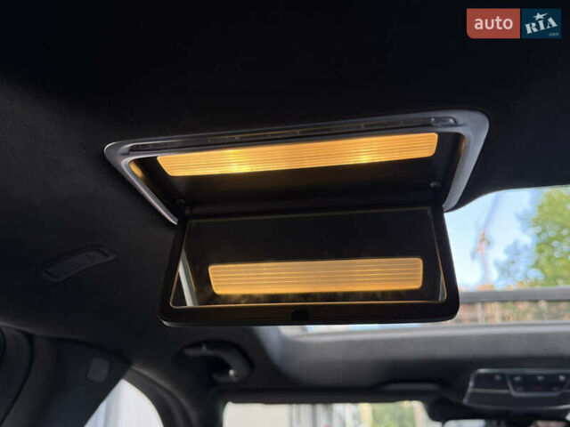 Черный Мерседес С Класс, объемом двигателя 2.99 л и пробегом 229 тыс. км за 43000 $, фото 70 на Automoto.ua