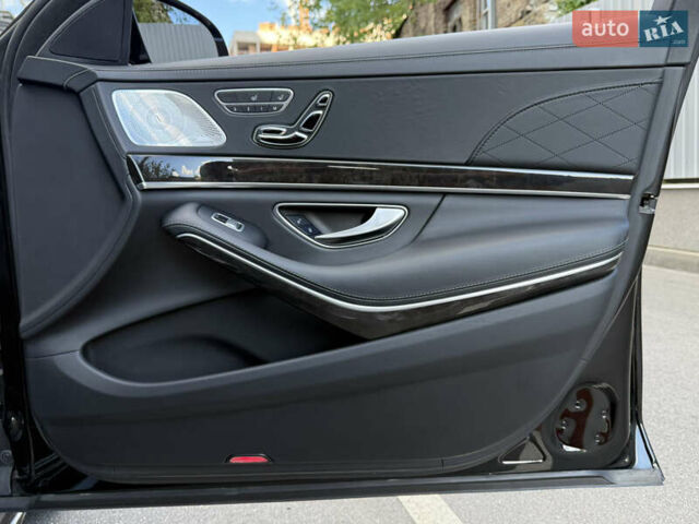 Черный Мерседес С Класс, объемом двигателя 2.99 л и пробегом 229 тыс. км за 43000 $, фото 56 на Automoto.ua