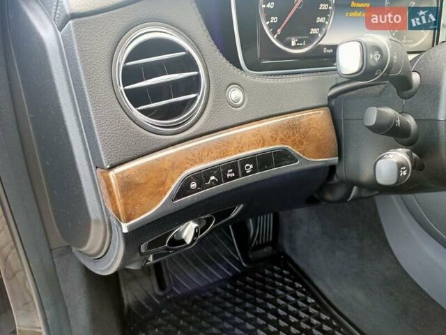 Чорний Мерседес С Клас, об'ємом двигуна 4.7 л та пробігом 190 тис. км за 26800 $, фото 16 на Automoto.ua
