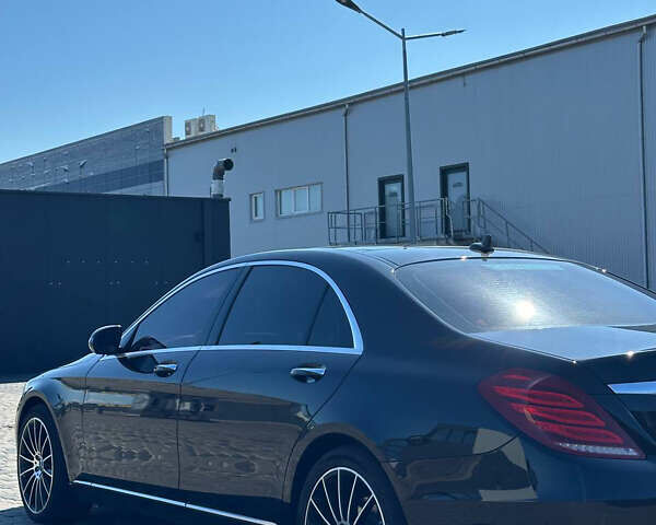 Черный Мерседес С Класс, объемом двигателя 3 л и пробегом 347 тыс. км за 31000 $, фото 2 на Automoto.ua