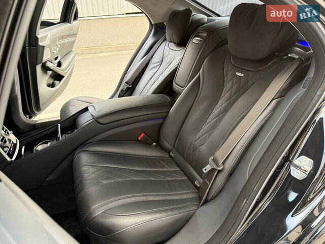 Черный Мерседес С Класс, объемом двигателя 5.98 л и пробегом 89 тыс. км за 215000 $, фото 50 на Automoto.ua