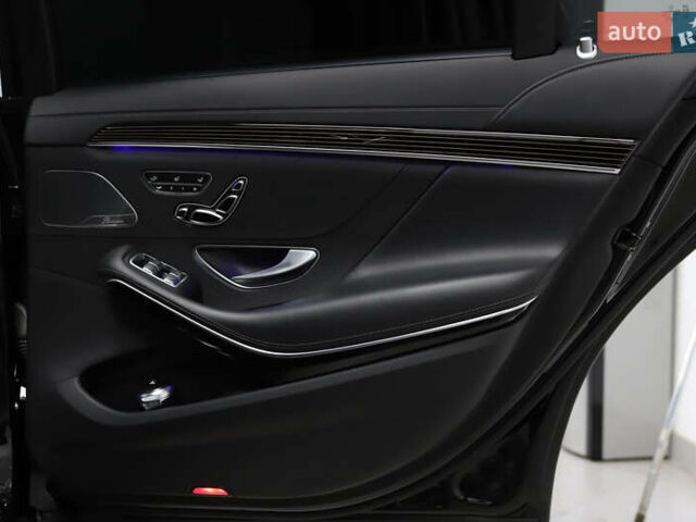 Черный Мерседес С Класс, объемом двигателя 4.66 л и пробегом 100 тыс. км за 42800 $, фото 122 на Automoto.ua