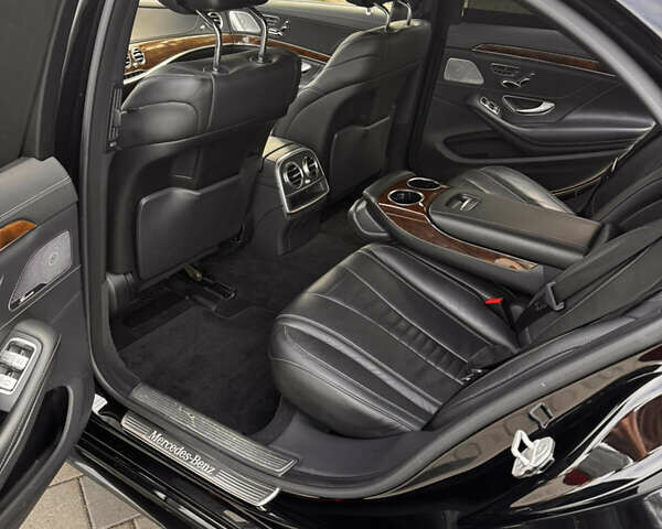 Черный Мерседес С Класс, объемом двигателя 4.66 л и пробегом 119 тыс. км за 47999 $, фото 10 на Automoto.ua