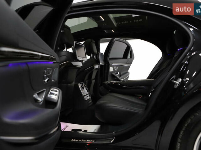 Черный Мерседес С Класс, объемом двигателя 4.66 л и пробегом 100 тыс. км за 42800 $, фото 112 на Automoto.ua