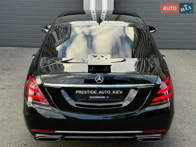 Чорний Мерседес С Клас, об'ємом двигуна 5.98 л та пробігом 89 тис. км за 215000 $, фото 18 на Automoto.ua
