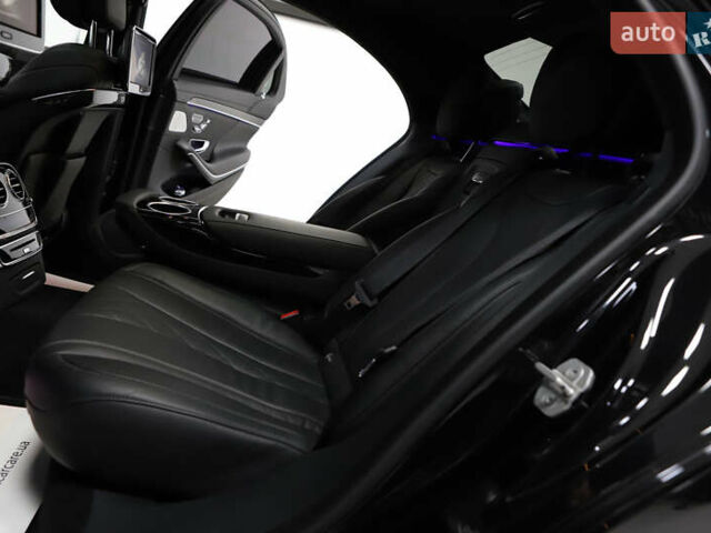 Черный Мерседес С Класс, объемом двигателя 4.66 л и пробегом 100 тыс. км за 42800 $, фото 114 на Automoto.ua