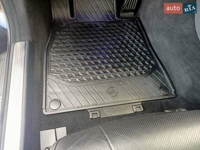 Чорний Мерседес С Клас, об'ємом двигуна 4.7 л та пробігом 190 тис. км за 26800 $, фото 24 на Automoto.ua