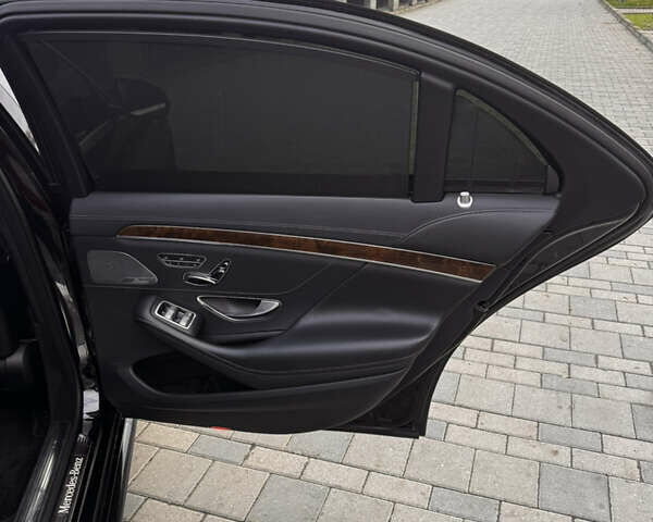 Черный Мерседес С Класс, объемом двигателя 4.66 л и пробегом 119 тыс. км за 47999 $, фото 12 на Automoto.ua