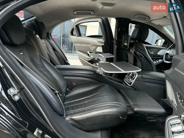 Чорний Мерседес С Клас, об'ємом двигуна 5.98 л та пробігом 89 тис. км за 215000 $, фото 84 на Automoto.ua