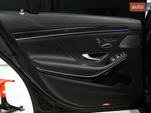 Черный Мерседес С Класс, объемом двигателя 4.66 л и пробегом 100 тыс. км за 42800 $, фото 110 на Automoto.ua