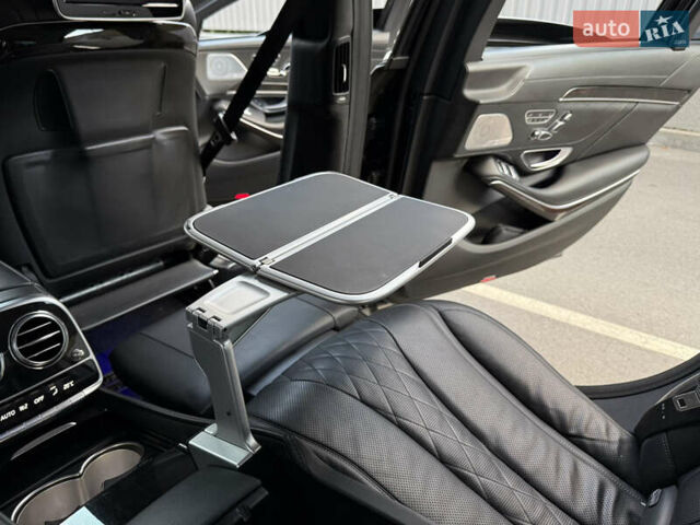 Чорний Мерседес С Клас, об'ємом двигуна 5.98 л та пробігом 89 тис. км за 215000 $, фото 83 на Automoto.ua
