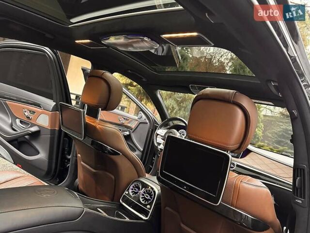 Чорний Мерседес С Клас, об'ємом двигуна 5.46 л та пробігом 160 тис. км за 56000 $, фото 32 на Automoto.ua