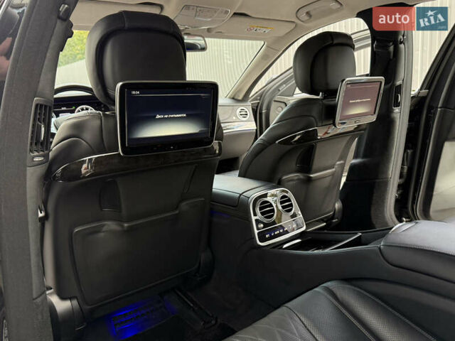 Черный Мерседес С Класс, объемом двигателя 5.98 л и пробегом 89 тыс. км за 215000 $, фото 49 на Automoto.ua