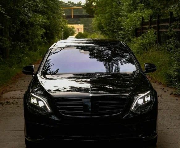 Чорний Мерседес С Клас, об'ємом двигуна 3 л та пробігом 85 тис. км за 24900 $, фото 1 на Automoto.ua