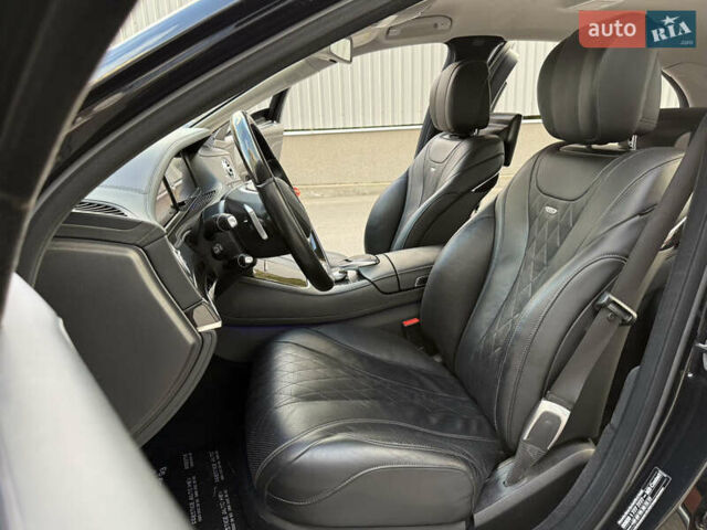 Черный Мерседес С Класс, объемом двигателя 5.98 л и пробегом 89 тыс. км за 215000 $, фото 42 на Automoto.ua