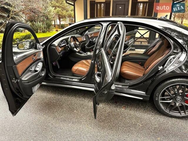 Черный Мерседес С Класс, объемом двигателя 5.46 л и пробегом 160 тыс. км за 56000 $, фото 77 на Automoto.ua