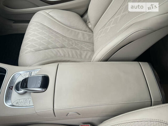 Черный Мерседес С Класс, объемом двигателя 4.7 л и пробегом 160 тыс. км за 39900 $, фото 21 на Automoto.ua