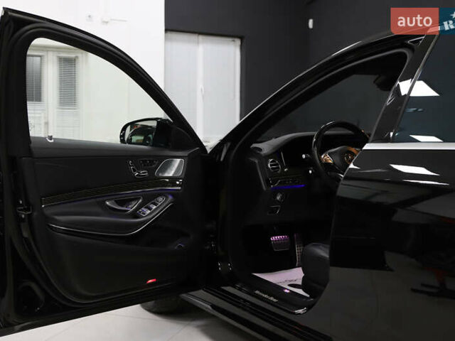 Черный Мерседес С Класс, объемом двигателя 4.66 л и пробегом 100 тыс. км за 42800 $, фото 58 на Automoto.ua