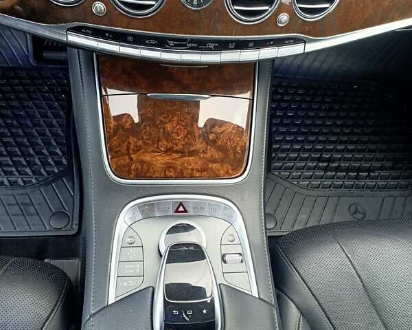 Чорний Мерседес С Клас, об'ємом двигуна 4.7 л та пробігом 190 тис. км за 26800 $, фото 17 на Automoto.ua