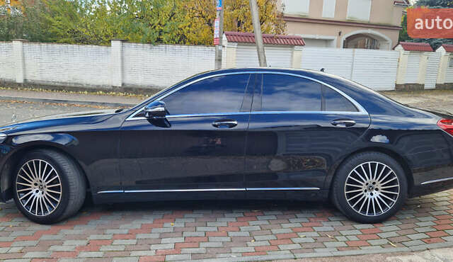 Черный Мерседес С Класс, объемом двигателя 2.99 л и пробегом 200 тыс. км за 29900 $, фото 4 на Automoto.ua