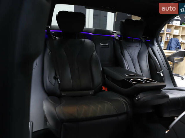 Черный Мерседес С Класс, объемом двигателя 4.66 л и пробегом 100 тыс. км за 42800 $, фото 129 на Automoto.ua