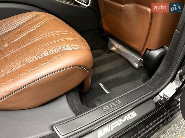 Черный Мерседес С Класс, объемом двигателя 5.46 л и пробегом 160 тыс. км за 56000 $, фото 37 на Automoto.ua