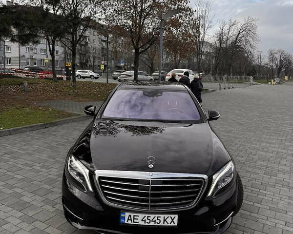 Черный Мерседес С Класс, объемом двигателя 4.66 л и пробегом 119 тыс. км за 47999 $, фото 2 на Automoto.ua