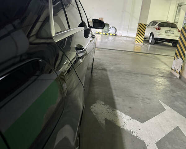 Черный Мерседес С Класс, объемом двигателя 2.99 л и пробегом 196 тыс. км за 36999 $, фото 4 на Automoto.ua