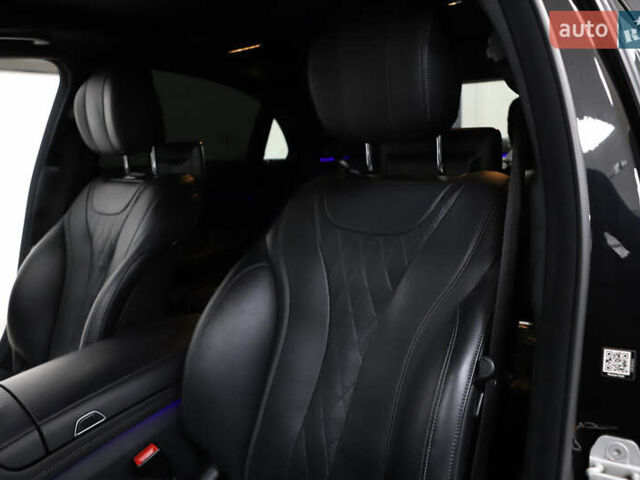 Черный Мерседес С Класс, объемом двигателя 4.66 л и пробегом 100 тыс. км за 42800 $, фото 68 на Automoto.ua