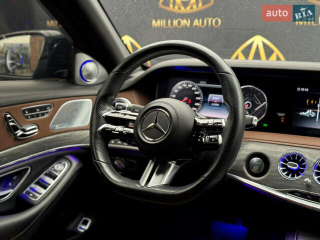 Черный Мерседес С Класс, объемом двигателя 4.66 л и пробегом 215 тыс. км за 56000 $, фото 20 на Automoto.ua