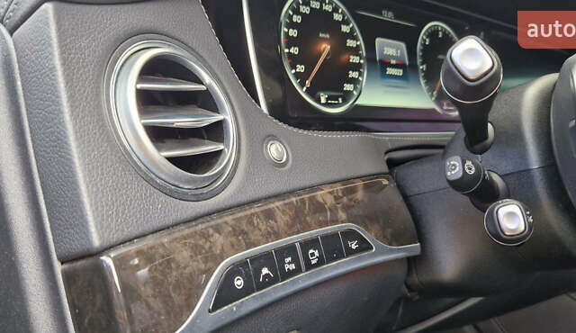 Черный Мерседес С Класс, объемом двигателя 2.99 л и пробегом 200 тыс. км за 29900 $, фото 12 на Automoto.ua