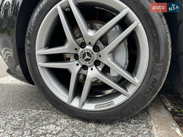 Черный Мерседес С Класс, объемом двигателя 2.99 л и пробегом 119 тыс. км за 42000 $, фото 7 на Automoto.ua